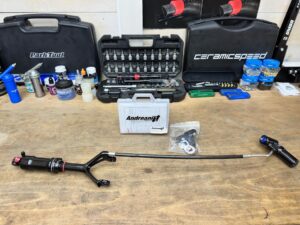 Mantenimiento amortiguador specialized brain